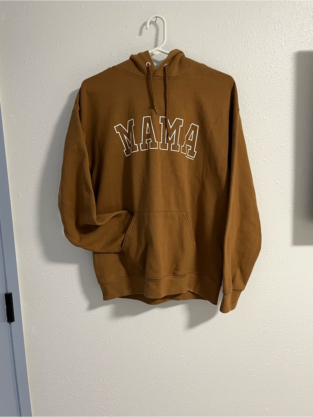 Brown "MAMA" Hooded Sweatshirt Size Medium